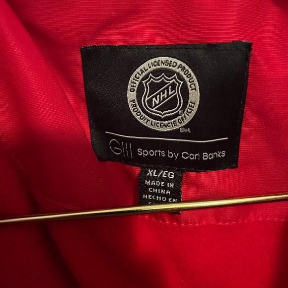 Women’s size XL Detroit Red Wings giii sports by Carl Banks Coat - Picture 6 of 9